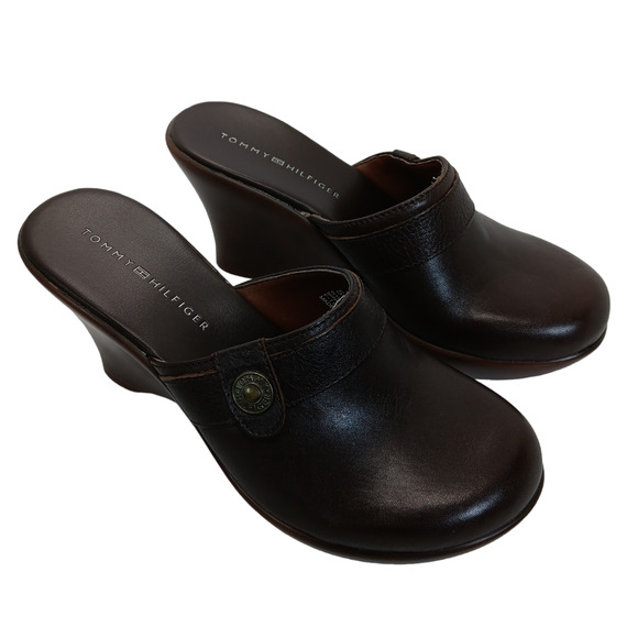 Tommy Hilfiger Mina Clogs Size 5.5M Brown Leather Upper - Picture 2 of 7